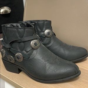 Cowgirl booties